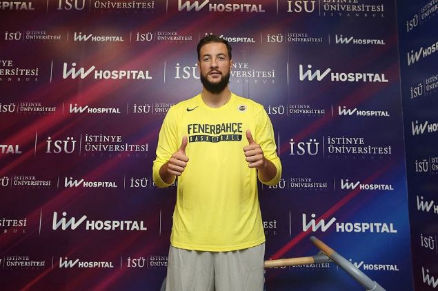 JOFFREY LAUVERGNE | DENVER NUGGETS, OKLAHOMA CTY THUNDER, CHICAGO BULLS, SAN ANTONIO SPURS | Geen sezonun banda Fenerbaheye transfer olduktan sonra ilk ylnda sakatlklarla bouan Fransz pivot, gelecek sezon sar-lacivertli forma ile ilk yln unutturmaya alacak.  