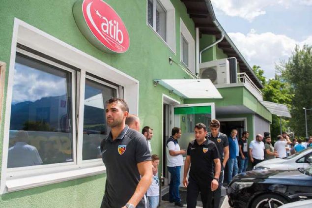 ounluk  Anadolu'dan   <br><br>  ehirde yaayanlarn byk ounluunu  Anadolu Blgesi'nden vatandalar oluturuyor.    