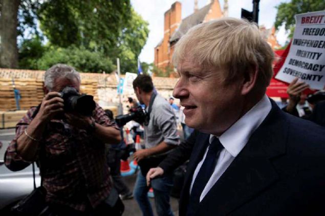 ngiltere'de Muhafazakar Parti liderliine seilen Boris Johnson lkenin yeni babakan oldu...  