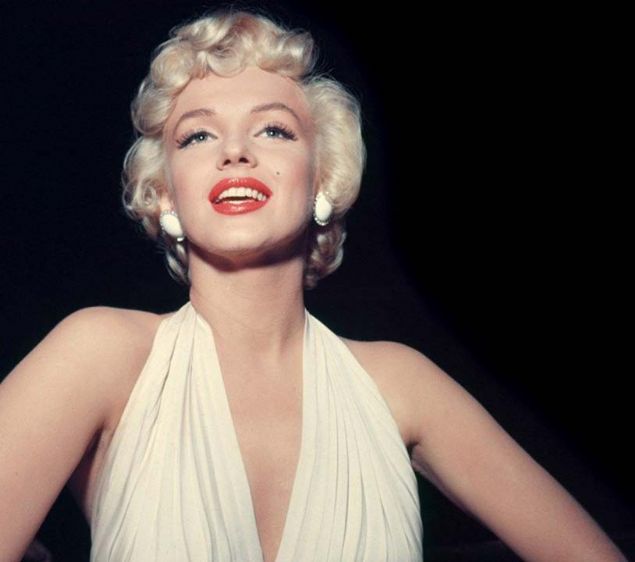 MARILYN MONROE  <br><br>  Norma Jeane Mortenson    