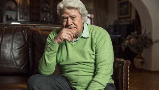 CNEYT ARKIN  <br><br>  Fahrettin Creklibatur       