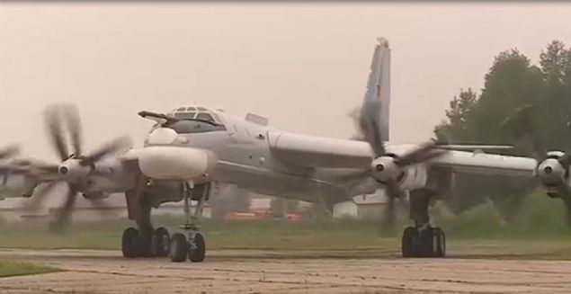 Gney Kore Savunma Bakanl, dn sabah saatlerinde ADIZ ilan ettii sahay ihlal ettikleri gerekesiyle 3 Rus sava uana ate atn duyurmutu.       