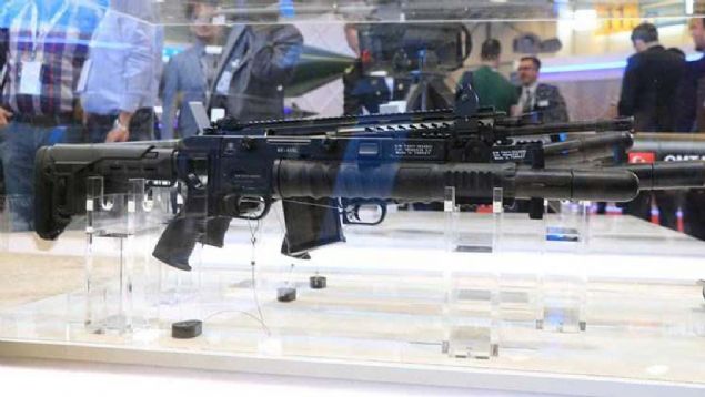 SLAHLI KUVVETLERE MNYATR FZE   <br><br>  ROKETSAN, fze rn ailesinin en yeni yelerinden olan Yataan Fze Sistemini,14'nc Uluslararas Savunma Sanayii Fuar'nda (IDEF'19) tantt.                  