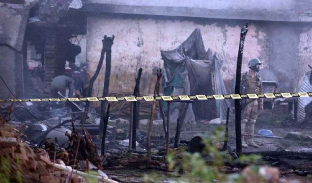 Kazann ardndan Ravalpindi kentindeki askeri kurtarma ekipleri, 1122 Rescue ilk yardm ekipleri ile itfaiye olay yerinde sndrme ve kurtarma almalar balatt.  