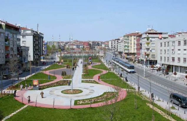 G�ng�ren N�fusu: 318,545  <br><br>  En �ok hangi ilden vatanda� var: Trabzon         