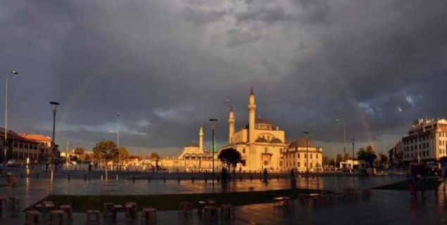 Konya - 153 bin ki�i  