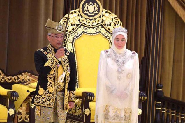 Sultan Abdullah, Malezya kral� se�ilmesinden �nce 15 Ocak'ta Pahang eyaleti kral� olarak tahta ��km��t�. 