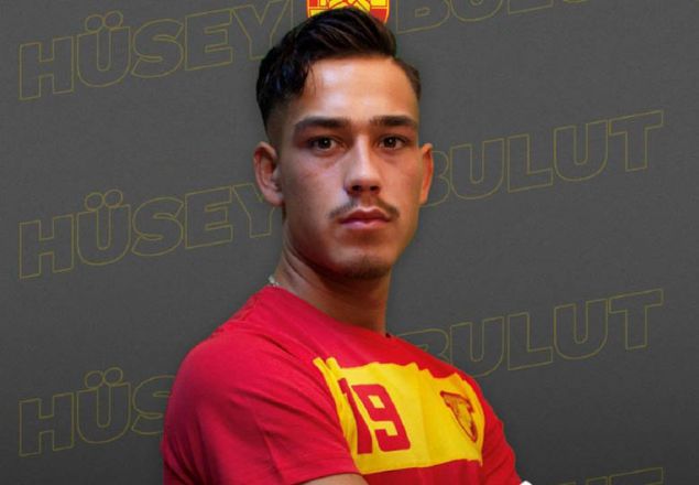 Hseyin Bulut- Gztepe<br><br>  Sar-krmzl ekip, geen sezon Borussia Dortmund II formas giyen 20 yandaki futbolcuyla 5 yllk szleme imzalad. Borussia Dortmund altyapsnda yetien ve 2018-2019 sezonunda Borussia Dortmund II formas giyen Hseyin Bulut`un takmn Afyonkarahisar`daki kampna katld belirtildi.    