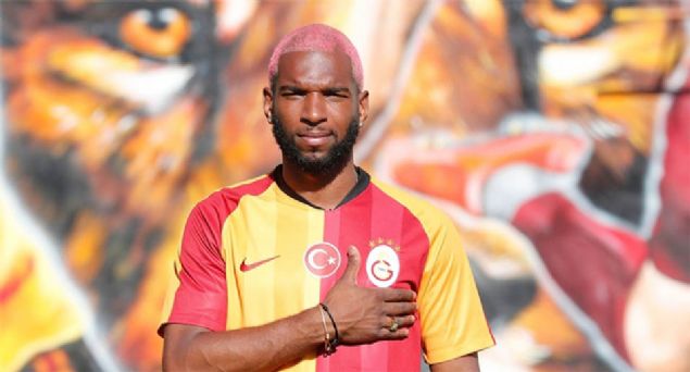 Ryan Babel - Galatasaray<br><br>  Galatasaray, eski Beiktal futbolcu Ryan Babel`i renklerine balad. Sar-krmzllar, Babel ile 3 yllk szleme imzaland.    
