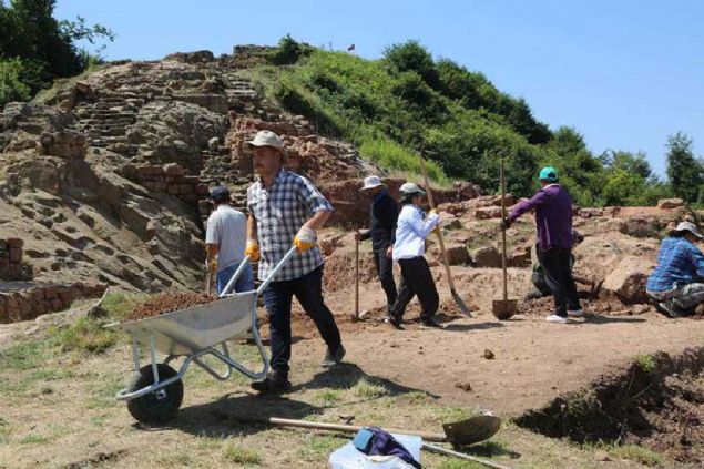 Bakanl���m�zdan yakla��k 200 bin liral�k destekle bu i�leri s�rd�r�rken,  