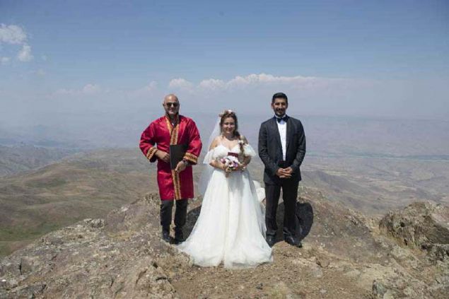 Tekelti Da'na trmanmay gen ift iin gze aldn aktaran Trkan, unlar syledi: 