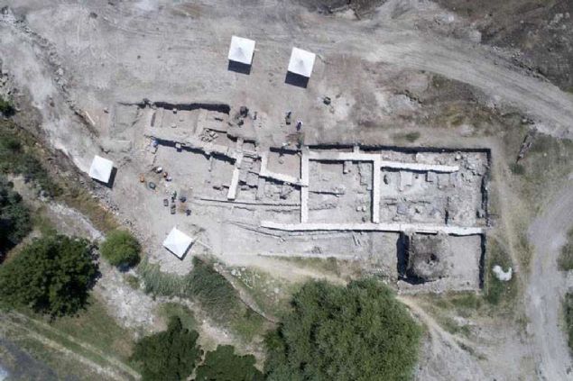 'Saray, Mool istilas srasnda btnyle tahrip olmu. Bunu, duvarlar ve bulduumuz kalntlar ortaya koyuyor.  