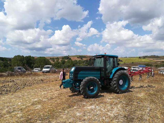 stanbul'dan zmir'e yeni otoyol, Bursa ehir Hastanesi, Trkiye'nin otomobili ve yerli elektrikli traktr...     