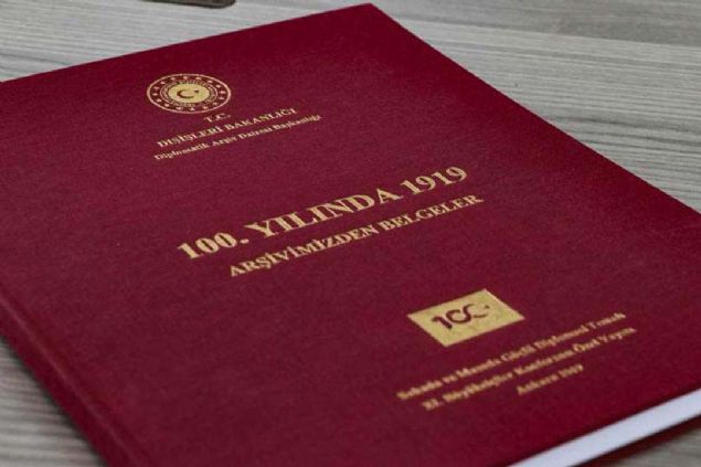 Milli Mcadeledeki diplomatik abalara rnek tekil eden belgelerden birinde de Mustafa Kemal'in Anadolu'ya gelen yabanclardan oluan heyete Milli Mcadelenin en iyi ekilde tantlarak olumlu izlenim yaratlmasna dair eitli kolordu ve frka komutanlarna gnderdii talimat yer alyor.   