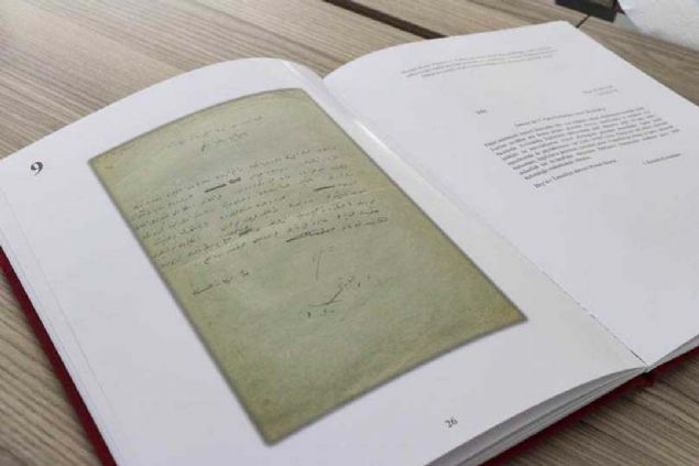 Bunlardan biri 'Sivas Kongresi Reisi' olarak Mustafa Kemal'in ve Kongre yetkililerinin ABD Senatosu Bakanna gnderdikleri mektup. Mektup,  <br><br>  Sivas Kongresi hakknda bilgi veriyor ve ABD Senatosunun Anadolu'ya sahadaki durumu tarafsz bakla inceleyecek bir heyet gndermesini talep ediyor.  