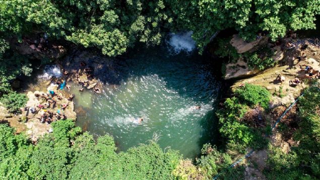 Arkadalarnn tavsiyesiyle byle bir olduunu duyduklarn belirten Sanar, anlatlanlardan daha gzel bir doa ve elale ile karlatklarn dile getirdi. 