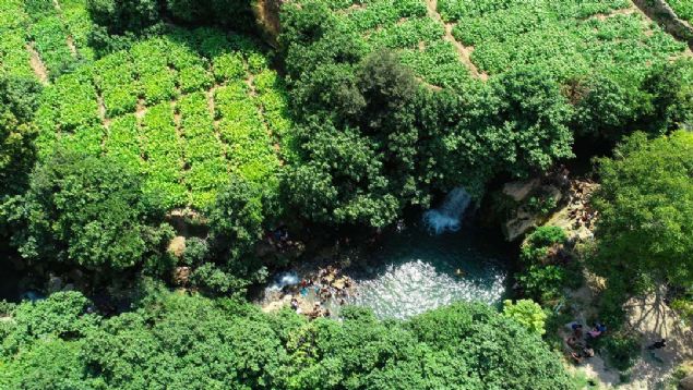 Muhammet Mahmut Kurtay, frsat bulduka gelip serinlemek iin elalede yzdklerini aktard.     