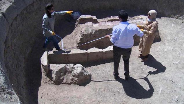 AA muhabirine yapt aklamada, dnemin ada kaynaklarna gre Anadolu Seluklu Sultan 2. Alaaddin Keykubat'n, Mool Han'n ziyaret iin dier devlet yetkilileriyle birlikte Moolistan'a giderken Erzurum'da dinlenmeye ekildiini syledi.     