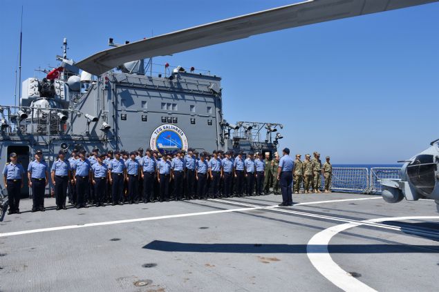 Komutan tebrigatta, 'Trkiye Cumhuriyeti'nin deniz hak ve menfaatlerinin korunmas iin her zaman olduu gibi grevimizin bandayz. Mavi vatanda Kurban Bayram'nda nbetteyiz. ehitlerimizi ve gazilerimizi minnetle anyoruz. Siz deerli personelin ve ailelerinin Kurban Bayram'n en iten dileklerimle kutluyorum, iyi bayramlar.' ifadelerini kulland.   