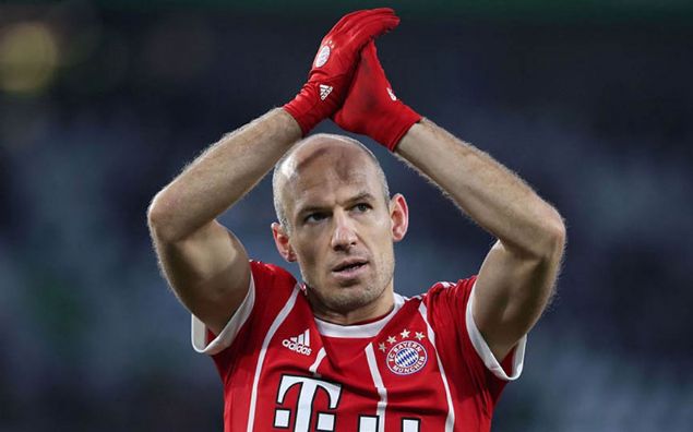 Ye�il sahalar�n efsane isimleri birer birer futbolu b�rak�yor. ��te 2019 y�l�nda emeklili�e ayr�lan y�ld�z futbolcular.  <br><br>                                                                  Arjen Robben                                                         
