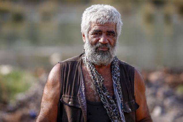 evresinde 'Bl' olarak bilinen Keskin, kaz almalarnn yan sra blgeye gelen turistlere zellikle Likya Yolu gzergahnda rehberlik yapyor.        