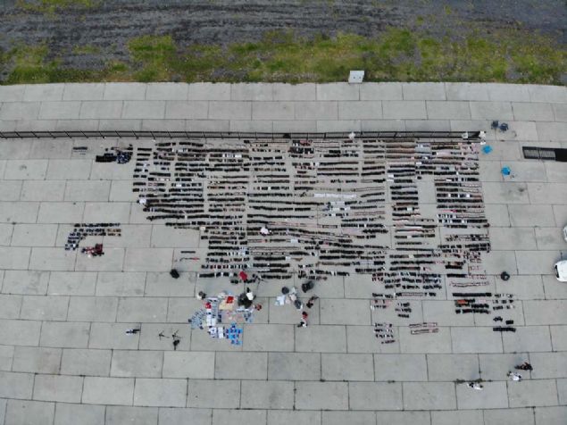 Kurumaya braklan rnler drone ile havadan grntlendi.   