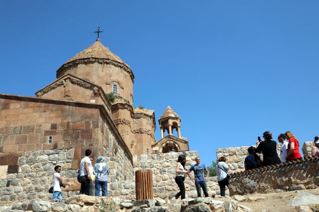 Daha sonraki yllarda gvenlik gerekesiyle iptal edilen ayin, 3 yl aradan sonra 2018 ylnda yeniden gerekletirildi.   