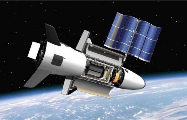 Baz� iddialara g�re ara� casusluk amac�yla kullan�yor. Arac�n uydular� 'dinledi�i' savunuluyor. 