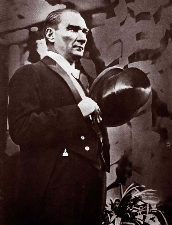 30 A�ustos 1922 y�llarca s�ren Kurtulu� Sava��'n�n zaferle sonu�land���n� m�jdeleyen bir tarih olarak da kay�tlara ge�ti. 