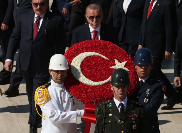 CUMHURBA�KANI ERDO�AN'DAN 30 A�USTOS MESAJI   <br><br>  Cumhurba�kan� Erdo�an, 30 A�ustos Zafer Bayram�'n�n 97. y�l d�n�m� dolay�s�yla bir mesaj yay�mlad�.  