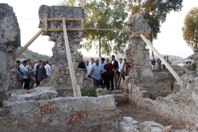 Konumalardan sonra Antalya Bykehir Belediyesi bando takm Osmanl marlar ald. Halk oyunlar ekibinin gsterisinin ardndan Karalolu ve beraberindekiler, Telsiz Telgraf stasyonu'nda inceleme yapt.   