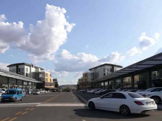 ALIKANLIKLARINIZI GZETN AMA NE IKARMAYIN  <br><br>  ok sayda otomobil kullancs baz marka ve modeller konusunda srekli tercih sahibidirler. Yeni bir otomobil alrken, bunu gzeterek marka tercihini deitirmeden sadece model ykseltirler.   <br><br>  kinci el ararken en bata marka ve model konusunda karar vermede sknt yoktur ama frsat bulduktan sonra bu model konusunda srarnz nde tutmanz size pazarlkta avantaj kaybettirecektir.   <br><br>  Daldan dala gei yapabilecek tutumda ve nakit kabiliyeti yksek bir alcnn avantaj bulmas ok daha kolay olacaktr.     