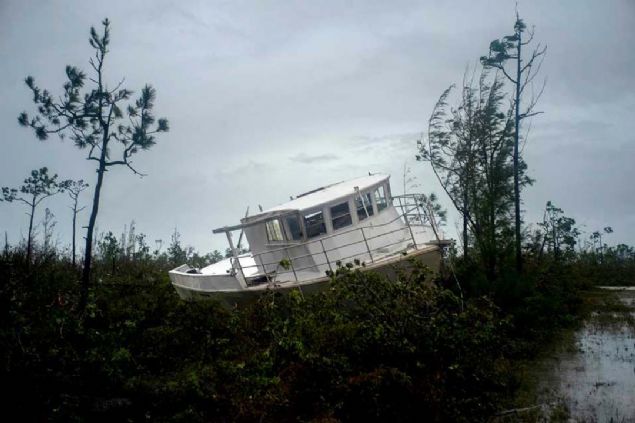 Bahamalar Ba�bakan� Hubert Minnis, yapt��� a��klamada, kas�rga nedeniyle ya�am�n� yitirenlerin say�s�n�n 30'a y�kseldi�ini bildirdi. 