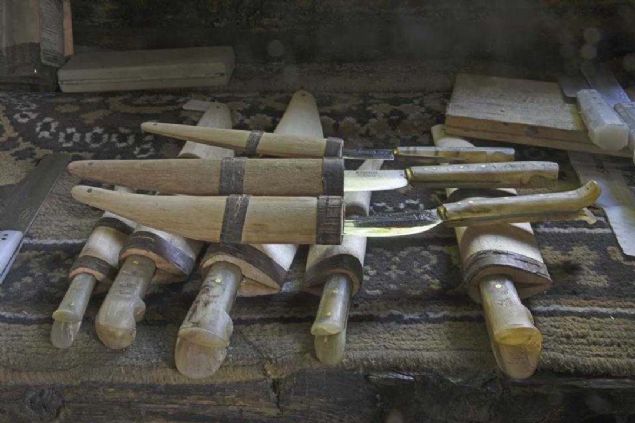 Seluklu Devleti', Osmanl mparatorluu ve Milli Mcadele dneminde ok nemli bir yere sahip olan Kastamonu'nun nebolu ilesinde 800 yl nce yaplan demir dvme ocaklar, faal bir ekilde retime devam ediyor.       