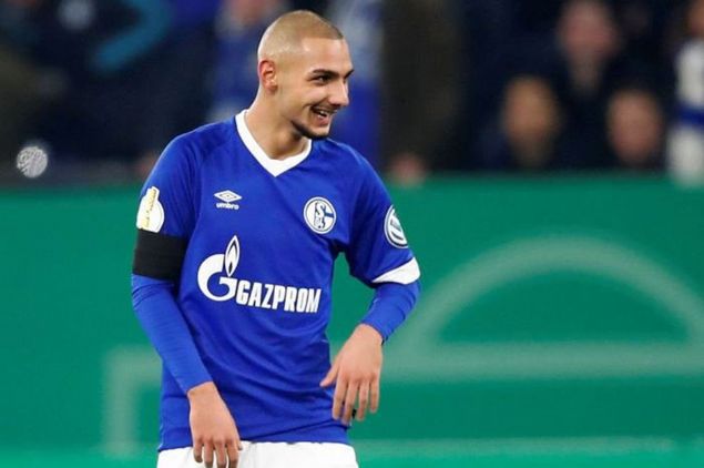                                                                 AHMET KUTUCU | Schalke 04 | Ya: 19 | Forvet                                                       