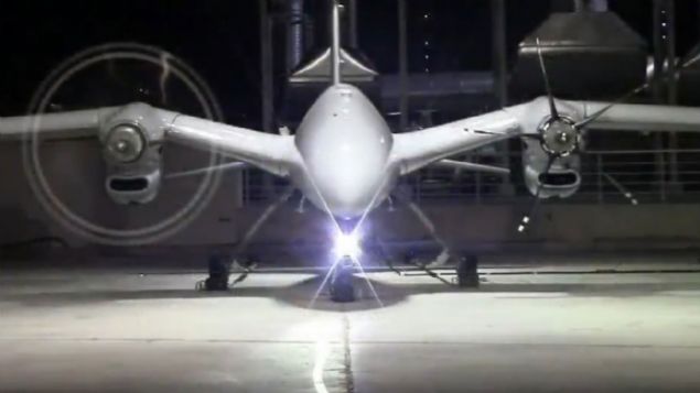  Tabii nce emekliyor, biraz daha hzl yrmeye balyor, daha da hzl yryor, tam hzna varnca da kalkyor.           