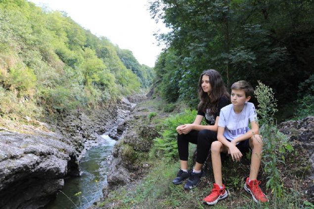 Toparlak, kanyonun mutlaka gezilip grlmesi gereken yerlerin banda olduuna da deinerek kente gelen yerli ve yabanc turistleri buraya davet etti. 