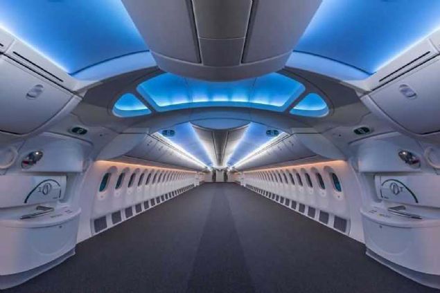 Koltuklar taklmam Boeing 787 byle grnyor.     