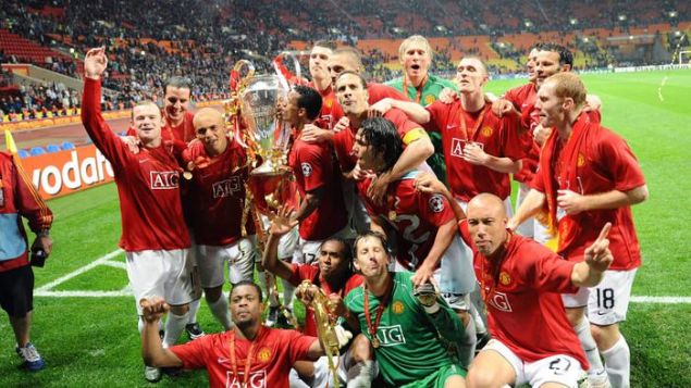                                                                 4- Manchester United (�ngiltere)                                                        