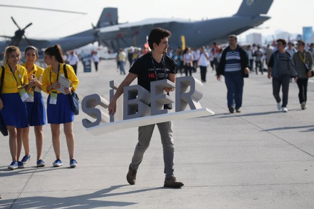 Festivalin son gnne kadar birok etkinlik dzenlenmesi planlanrken, katlmc firmalarn stantlarnda da bilgilendirme ve birok deneyim frsat sunulacak.   