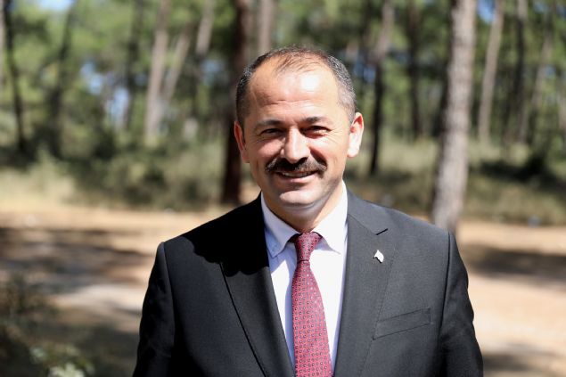 'DOAYI VE YELL ARAYANLAR N EN GZEL YER BURASI'  <br><br>  Hobi Bahelerinin Gktepe'de yapldn ve ikinci etabnn da yaplmaya balanacan syleyen Orhaneli Belediye Bakan Ali Aykurt, '3 milyon nfusa ulam, merkez nfusu 2 milyon 500 bine ulam olan bir Bursa'dan bahsediyoruz.    