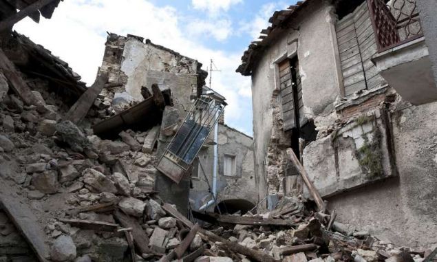 <div font-size:=' roboto=' style='box-sizing: border-box; margin: 0px; padding: 0px; border: 0px; color: rgb(51, 51, 51); font-family: '>  	Hoogerbeets internet sitesinde her gün dünya üzerindeki sismik faaliyetlerin etkisine dair bir veri yaynlyor.</div>  <div>  	 </div>  