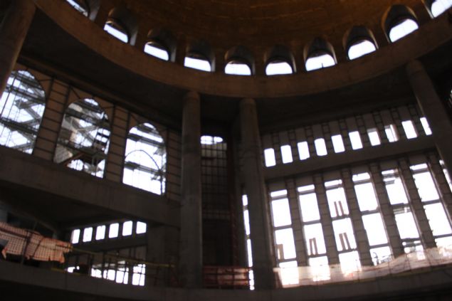 �Burada ibadet etmek her �eyden �nce bir ihtiya�, bu ihtiyac� Taksim Cami kar��lam�� olacak. Di�er taraftan gen�ler i�in bir �ekim merkezi olacak. ��nk� buras� k�lt�r ve sanat merkezleriyle donat�lm�� olacak. 