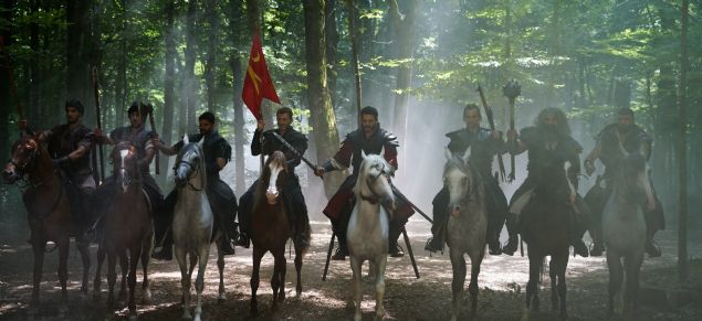 Dirili Erturul ve Mehmetik Kutulamare gibi birok sevilen diziye imza atan Mehmet Bozda'n yeni projesi Trkler Geliyor: Adaletin Klc adl film, 20 Aralk'ta sinemaseverlerle buluacak (AA) 