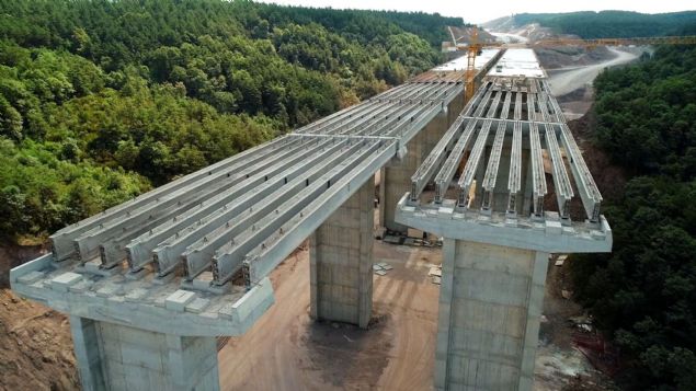 <p> Kuzey Marmara otoyolunun öyküsü, belgesel tadındaki görüntülerle anlatıldı.</p>