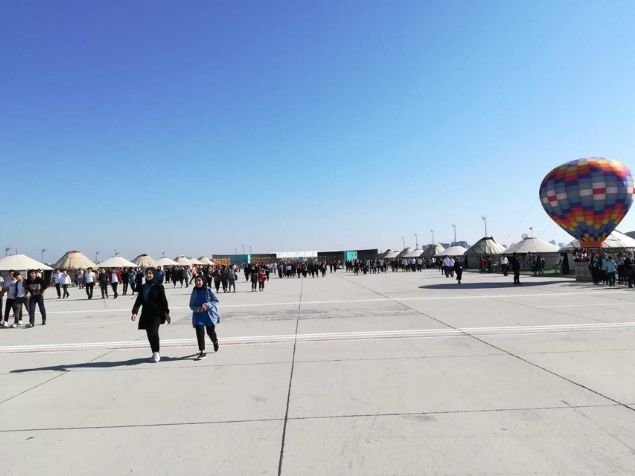 te birok etkinlikle beraber, ocuklar iin onlarca geleneksel oyunun bulunduu Etnospor'dan ilk grntler...   