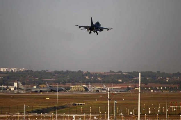 HAVA KUVVETLERMZ BAARIYLA YAPTI  <br><br>  Hedeflerin imha edildii ya da ortadan kaldrld grldnde listelerdeki baka hedefler vuruluyor. Topu atlar ve hava kuvvetlerimiz bunu baaryla yapmtr.  