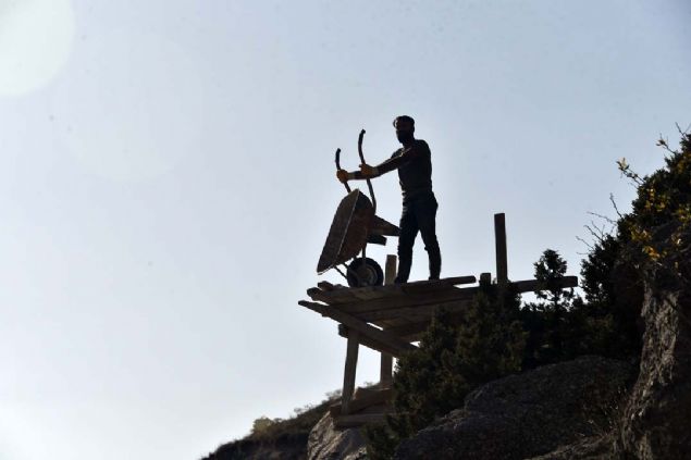 Sleymaniye K Turizm Merkezi almalarmzn tamamlanmasyla birlikte gelen misafirlerimize sunabileceimiz ok zellikli bir tarihi alan olacak' diye konutu.      