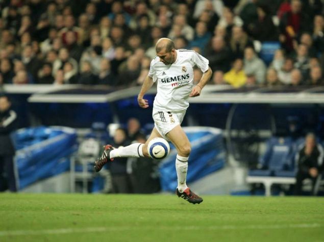  ZINEDINE ZIDANE 