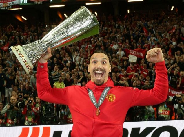 ZLATAN IBRAHIMOVIC 